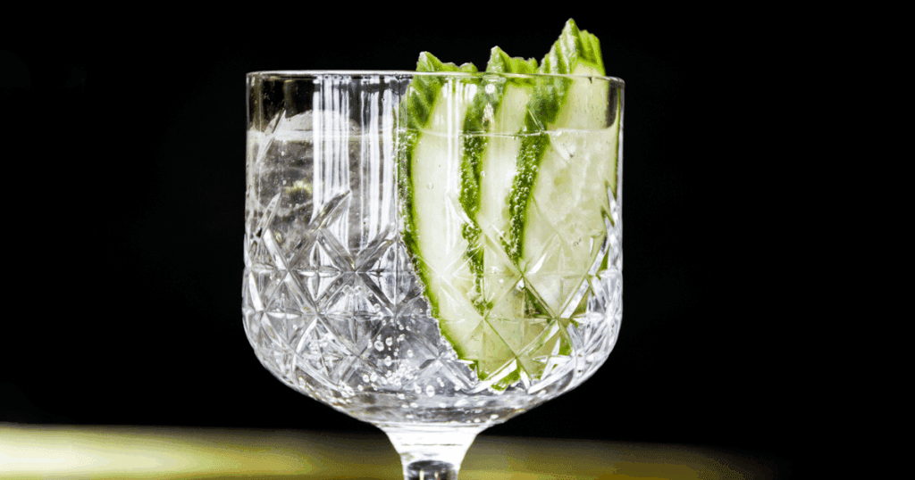 Gin tonic uborkákkal