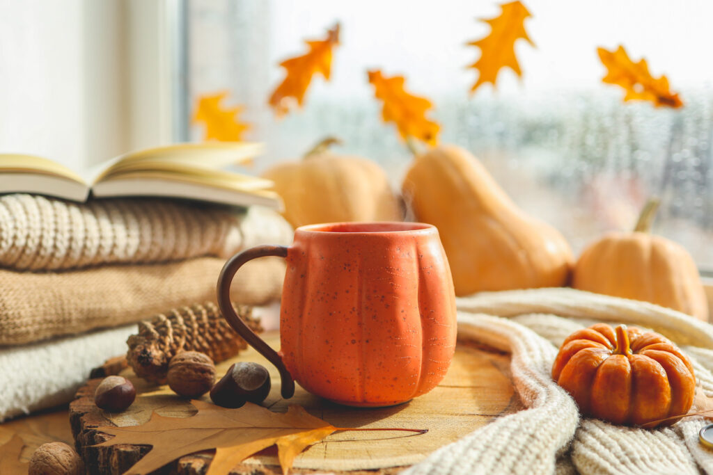őszi dekor tök és levelek