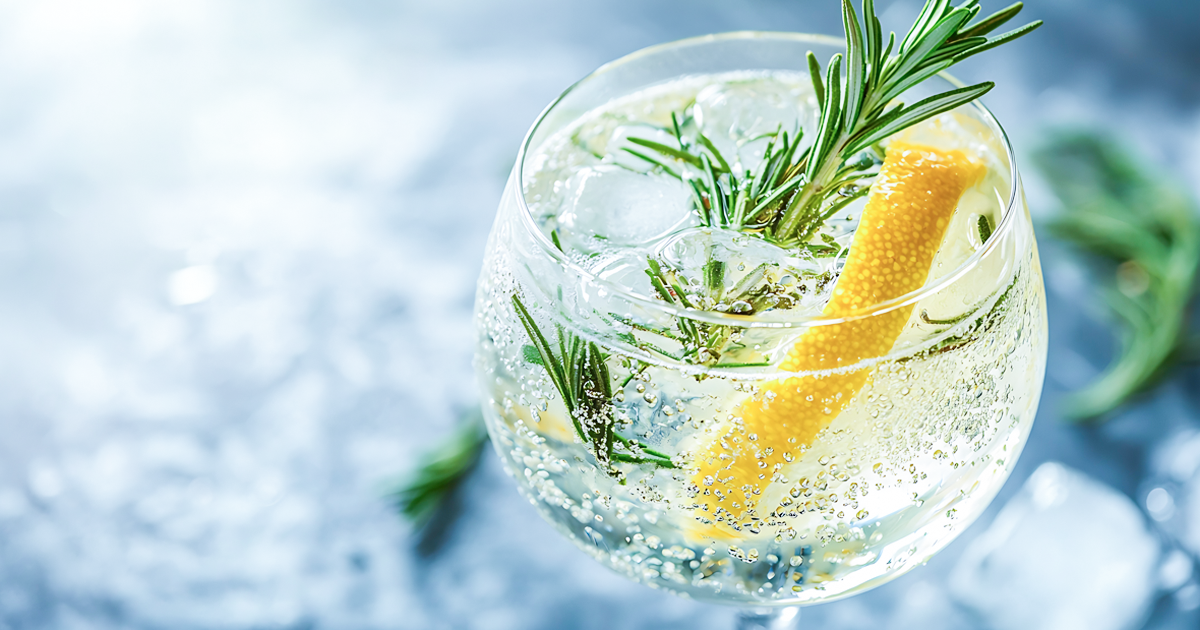 Gin tonik pohárba